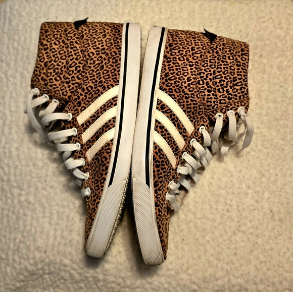 Adidas Neo Unisex- Leopard Print - Picture 3 of 4